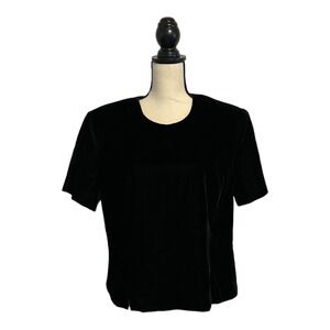 VINTAGE Leslie Fay Black Velvet Top Short Sleeve Size 18.  P2P is 42” total.
